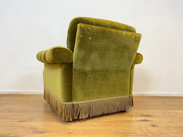 WMK I Sehr schöner und äußerst gemütlicher Vintage Sessel mit grandiosem gestepptem grünem Samtbezug & Fransen I Lesesessel Armchair Sitzgarnitur Polstergarnitur Samt Retro I Berlin Augsburg Duisburg