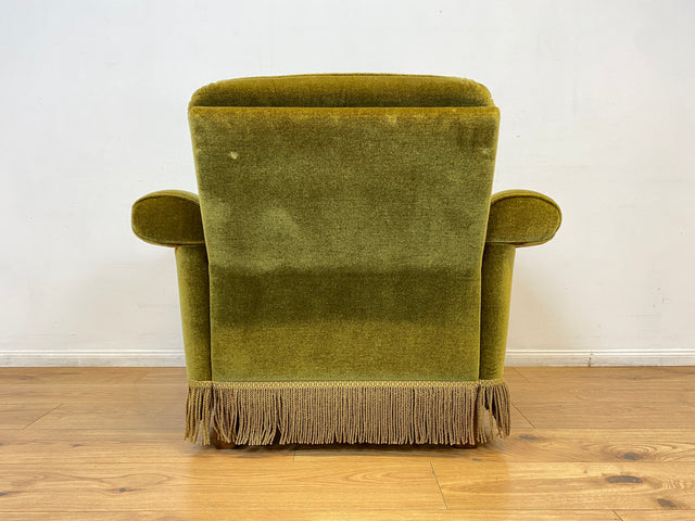 WMK I Sehr schöner und äußerst gemütlicher Vintage Sessel mit grandiosem gestepptem grünem Samtbezug & Fransen I Lesesessel Armchair Sitzgarnitur Polstergarnitur Samt Retro I Berlin Augsburg Duisburg