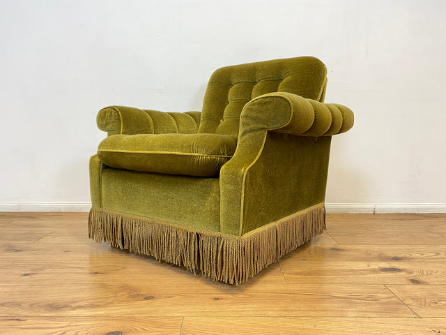 WMK I Sehr schöner und äußerst gemütlicher Vintage Sessel mit grandiosem gestepptem grünem Samtbezug & Fransen I Lesesessel Armchair Sitzgarnitur Polstergarnitur Samt Retro I Berlin Augsburg Duisburg