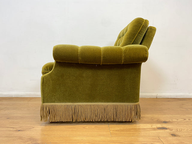 WMK I Sehr schöner und äußerst gemütlicher Vintage Sessel mit grandiosem gestepptem grünem Samtbezug & Fransen I Lesesessel Armchair Sitzgarnitur Polstergarnitur Samt Retro I Berlin Augsburg Duisburg