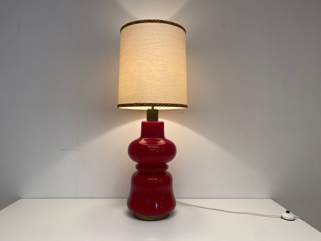 WMK # Seltene & gut erhaltene große Space Age Bodenlampe mit beleuchtetem Lampenfuß aus rotem Glas & orig. Lampenschirm # Tischlampe Bodenleuchte Stehlampe Designer Lampe Lamp 70er Lava Retro Vintage