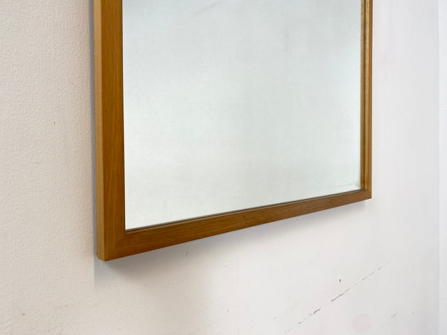 WMK I Minimalistischer 82x102cm großer Mid-Century Wandspiegel mit hellem Eichenholz Rahmen I Spiegel Holzspiegel Holzrahmen Garderobe Bad Flur Mirror 60er 70er Vintage I Berlin Hamburg Augsburg