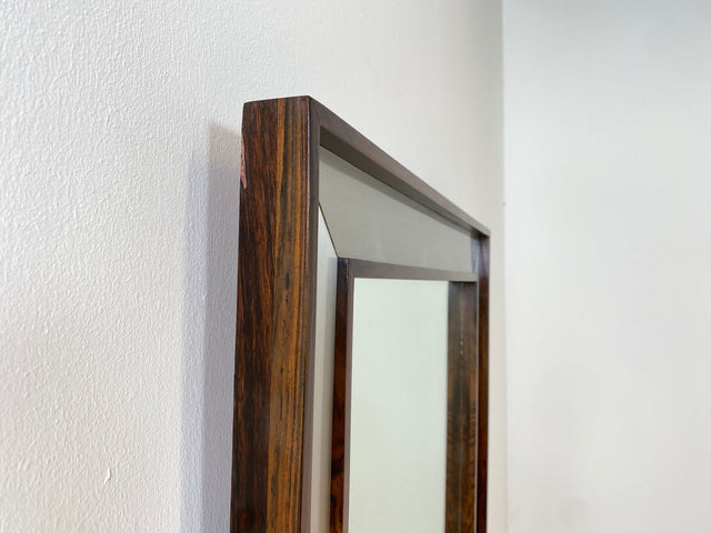 WMK I Stilvoller großer skandinavischer Designer Wandspiegel Ambassadör von Fröseke AB in edlem Chrom & Palisander Holzrahmen I Spiegel Mirror Garderobe Flur Bad Retro Space Age Danish Design Rosewood
