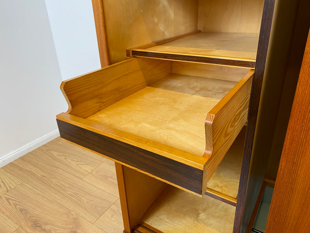 WMK # Hochwertiger & sehr gut erhaltener großer skandinavischer Mid-Century Kleiderschrank mit Schiebetüren, Vollholz in Teak # Schrank Wäscheschrank Schlafzimmerschrank Danish Design Vintage Teakholz