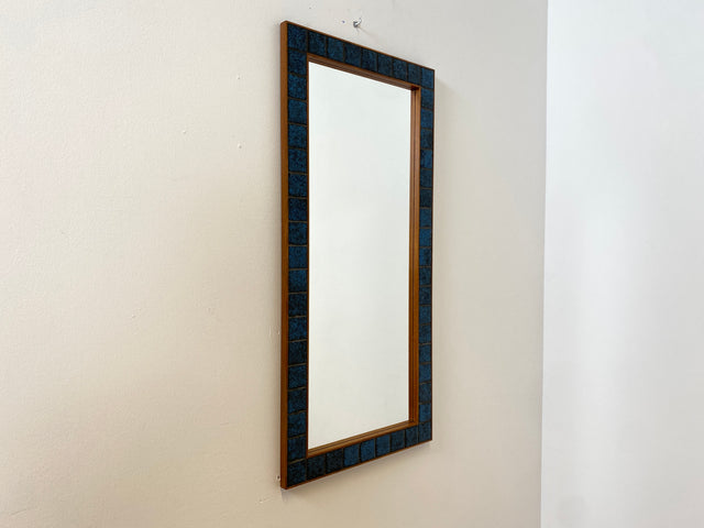WMK I Stilvoller großer skandinavischer Wandspiegel mit kunstvollen Fliesen Mosaik in Teakholz Rahmen, Dänemark, 70er Jahre I Spiegel Mirror Garderobe Flur Bad Retro Space Age Danish Design Teak