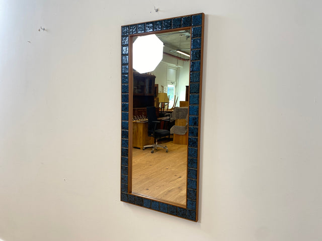 WMK I Stilvoller großer skandinavischer Wandspiegel mit kunstvollen Fliesen Mosaik in Teakholz Rahmen, Dänemark, 70er Jahre I Spiegel Mirror Garderobe Flur Bad Retro Space Age Danish Design Teak