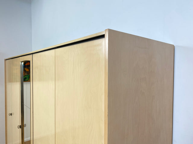 WMK I Endlich Platz! Raumaufhellender großer weißer Mid-Century Kleiderschrank mit Spiegeltüren und Innenspiegel I Schrank Schlafzimmerschrank Wäscheschrank Spiegelschrank Wardrobe Vintage 60er 70er