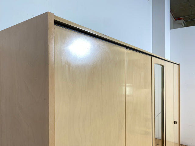 WMK I Endlich Platz! Raumaufhellender großer weißer Mid-Century Kleiderschrank mit Spiegeltüren und Innenspiegel I Schrank Schlafzimmerschrank Wäscheschrank Spiegelschrank Wardrobe Vintage 60er 70er