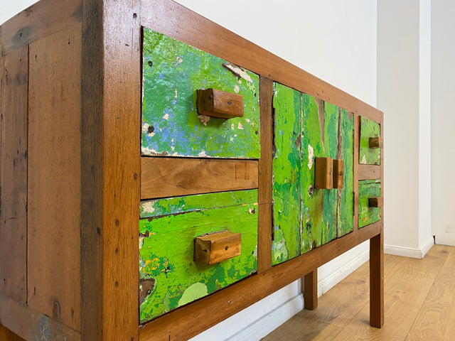 Boatwood by WMK # Einzigartiges grünes Sideboard mit Schubladen, ein aus altem Bootsholz handgefertigtes Unikat aus massivem Teakholz # Schrank Kommode Schubladenkommode Flurkommode Konsole Teak Köln