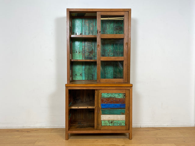 Boatwood by WMK I Einzigartige handgefertigte Vitrine aus altem Bootsholz mit Schiebetüren I Regal Büchervitrine Bücherregal Bücherschrank Highboard Geschirrschrank Küchenschrank Bremen Passau Köln