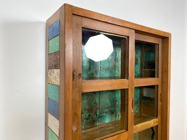 Boatwood by WMK I Einzigartige handgefertigte Vitrine aus altem Bootsholz mit Schiebetüren I Regal Büchervitrine Bücherregal Bücherschrank Highboard Geschirrschrank Küchenschrank Bremen Passau Köln