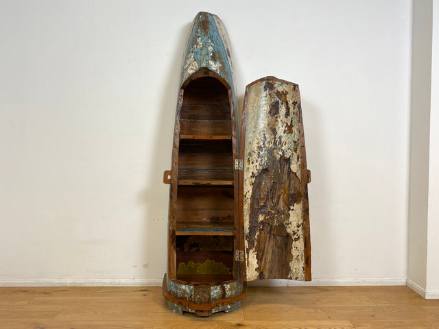 Boatwood by WMK I Einzigartiger handgefertigter Schrank gebaut aus echtem Fischerboot I Highboard Bücherschrank Bücherregal Holzregal Wäscheschrank Kommode Boot Einbaum Rarität Kunstwerk Bootsmöbel