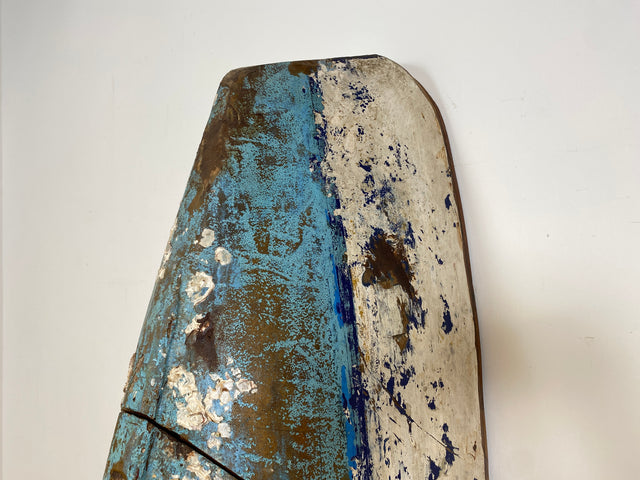 Boatwood by WMK I Einzigartiger handgefertigter Schrank gebaut aus echtem Fischerboot I Highboard Bücherschrank Bücherregal Holzregal Wäscheschrank Kommode Boot Einbaum Rarität Kunstwerk Bootsmöbel