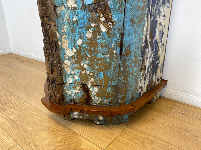 Boatwood by WMK I Einzigartiger handgefertigter Schrank gebaut aus echtem Fischerboot I Highboard Bücherschrank Bücherregal Holzregal Wäscheschrank Kommode Boot Einbaum Rarität Kunstwerk Bootsmöbel