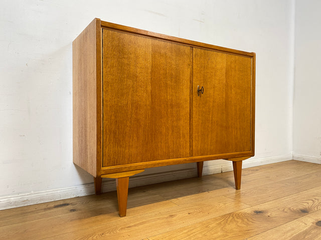 WMK I Stilvolle helle Mid-Century Kommode in Eiche, bau ähnlich mit VEB Hellerau I Sideboard Schrank Wäschekommode Anrichte TV Bank Schuhschrank Flurkommode 60er Vintage DDR Berlin Essen Regensburg