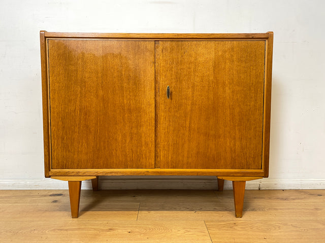 WMK I Stilvolle helle Mid-Century Kommode in Eiche, bau ähnlich mit VEB Hellerau I Sideboard Schrank Wäschekommode Anrichte TV Bank Schuhschrank Flurkommode 60er Vintage DDR Berlin Essen Regensburg
