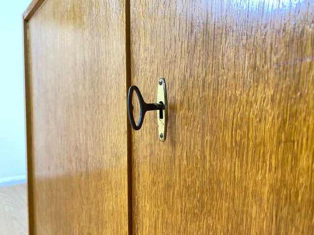 WMK I Stilvolle helle Mid-Century Kommode in Eiche, bau ähnlich mit VEB Hellerau I Sideboard Schrank Wäschekommode Anrichte TV Bank Schuhschrank Flurkommode 60er Vintage DDR Berlin Essen Regensburg