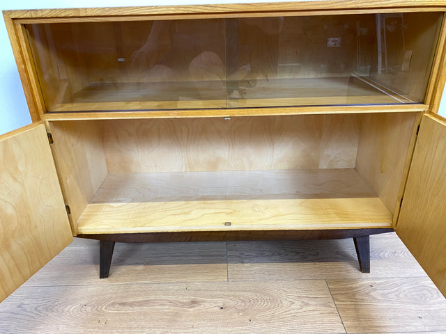 WMK I Sehr schöne helle Mid-Century Kommode mit Vitrine und konischen Füßen I Sideboard Wäschekommode TV Lowboard Bank Barkommode Chest Schrank Sideboard Vintage 50er 60er Frankfurt Magdeburg Potsdam