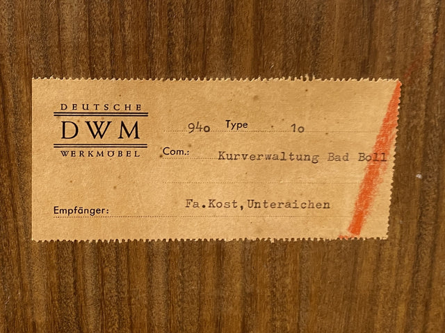 WMK I Sehr schöne helle Mid-Century Kommode mit Vitrine und konischen Füßen I Sideboard Wäschekommode TV Lowboard Bank Barkommode Chest Schrank Sideboard Vintage 50er 60er Frankfurt Magdeburg Potsdam
