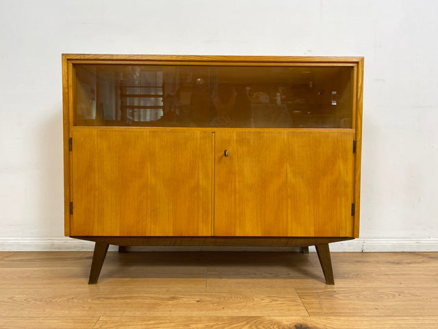 WMK I Sehr schöne helle Mid-Century Kommode mit Vitrine und konischen Füßen I Sideboard Wäschekommode TV Lowboard Bank Barkommode Chest Schrank Sideboard Vintage 50er 60er Frankfurt Magdeburg Potsdam