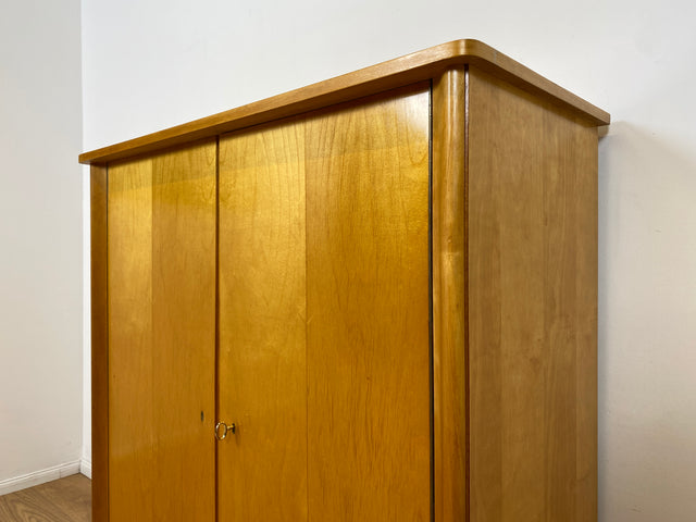 WMK I Formschöner heller Mid-Century Wäscheschrank mit innenliegenden Schubladen I Schrank Wardrobe Highboard Kommode Wäschekommode Schuhschrank Flurschrank Vintage 50er 60er Berlin Bremen Frankfurt