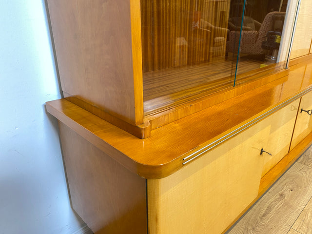 WMK I Besonders schöner heller Mid-Century Wohnzimmerschrank "Berlin" mit Vitrine und Glasböden I Schrank Highboard Anrichte Wohnwand Buffet Cabinet Sideboard Vintage 50er 60er München Köln Dresden