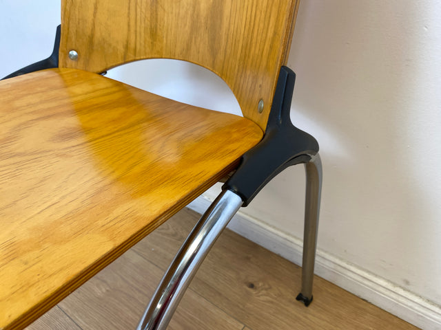 WMK I 1/6 Formschöner und sehr stabiler heller Vintage Stapelstuhl auf Chrom Füßen I Stuhl Holzstuhl Küchenstuhl Esszimmerstuhl Konferenzstuhl Cafe Gastro Industrial Design Berlin Hannover Landshut