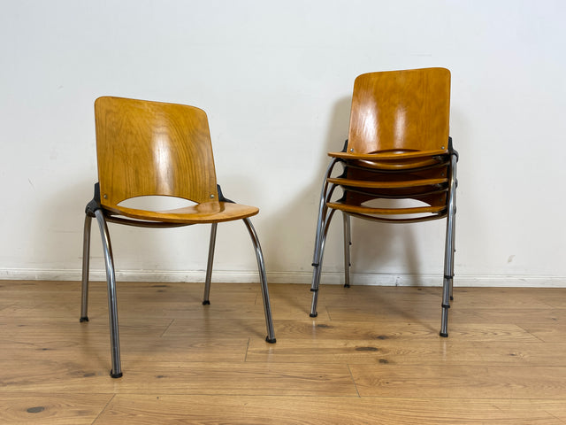 WMK I 1/6 Formschöner und sehr stabiler heller Vintage Stapelstuhl auf Chrom Füßen I Stuhl Holzstuhl Küchenstuhl Esszimmerstuhl Konferenzstuhl Cafe Gastro Industrial Design Berlin Hannover Landshut