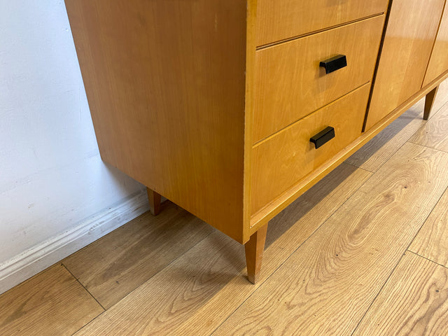 WMK I Versand 85€ I Stilvolles helles Mid-Century Sideboard mit Schubladen von VEB Südthüringer Möbelwerken, 1965 I Kommode Schrank Anrichte TV Bank Lowboard Cabinet 60er Vintage DDR Berlin Köln Trier