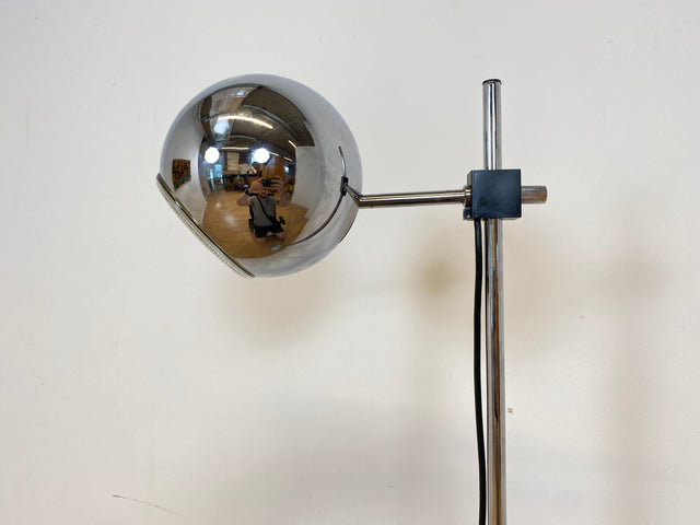 WMK I Zeitlos schöne & höhenverstellbare Space Age Designer Stehlampe von Staff aus Chrom mit neigbarem Ballonschirm I Lampe Stehleuchte Leselampe Leuchte Stativlampe Lamp 70er Vintage Berlin Hamburg