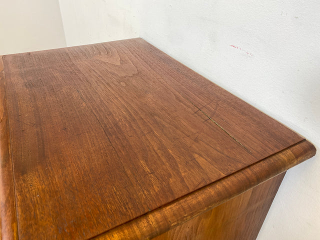 WMK I Vornehme kleine antike Kommode aus vollem Holz in Nussbaumwurzel mit Schublade , um 1880 I Schrank Schränkchen Ablage Flur Wäsche Vertiko Gründerzeit Historismus Vintage Berlin München Dresden