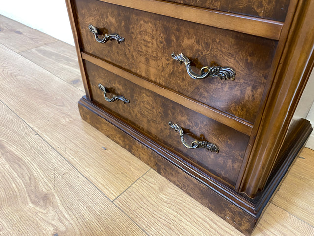 WMK I Versand 85€ I Elegante kleine dunkle Vintage Kommode mit 7 Schubladen und edlen Messinggriffen I Schubladenkommode Schrank Flurkommode Wäschekommode Säule Retro Berlin Bamberg Schwerin Duisburg