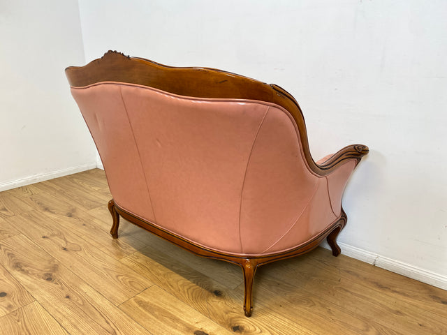 WMK I Elegantes und sehr gemütliches kleiner Stilmöbel Sofa im Barock Stil mit seltenem Altrosa Echtleder Bezug I Couch Sofa 2-Sitzer 2er Leder Leather Rokoko Chippendale Vintage Berlin Dresden Bayern