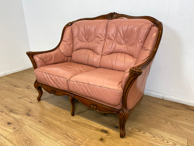 WMK I Elegantes und sehr gemütliches kleiner Stilmöbel Sofa im Barock Stil mit seltenem Altrosa Echtleder Bezug I Couch Sofa 2-Sitzer 2er Leder Leather Rokoko Chippendale Vintage Berlin Dresden Bayern
