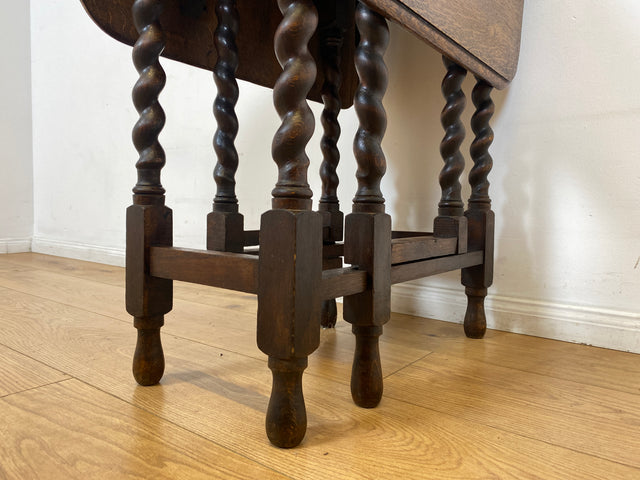 WMK # Niedlicher kleiner antiker Klapptisch aus Dänemark aus Eichenholz , praktisch und gut erhalten I niedriger Esstisch Salontisch Beistelltisch Konsole Spieletisch Table Vintage Berlin Bernau Köln