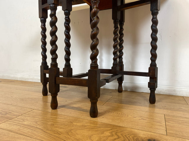 WMK # Niedlicher kleiner antiker Klapptisch aus Dänemark aus Eichenholz , praktisch und gut erhalten I niedriger Esstisch Salontisch Beistelltisch Konsole Spieletisch Table Vintage Berlin Bernau Köln