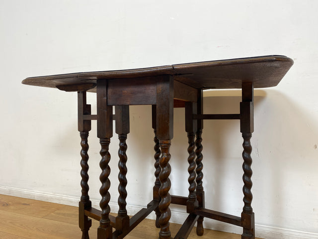 WMK # Niedlicher kleiner antiker Klapptisch aus Dänemark aus Eichenholz , praktisch und gut erhalten I niedriger Esstisch Salontisch Beistelltisch Konsole Spieletisch Table Vintage Berlin Bernau Köln