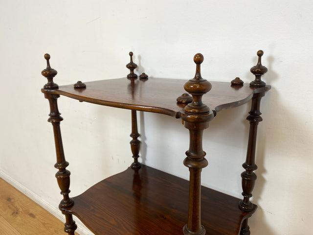 WMK I Elegantes und sehr filigranes kleines antikes Regal aus Dänemark, Vollholz mit feinen Drechslerarbeiten I Holzregal Bücherregal Küchenregal Säulenregal Gründerzeit Vintage Berlin Bonn Regensburg