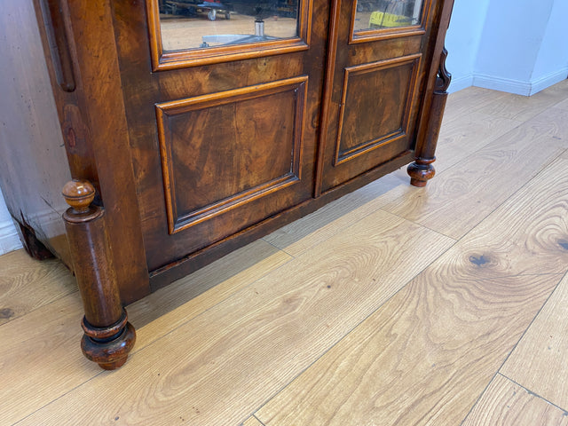 WMK I Charmantes kleines antikes Vertiko aus vollem Holz in Mahagoni mit Spiegeltüren I Schrank Wäscheschrank Highboard Kommode Schuhschrank Louis-Philippe Biedermeier Vintage I Berlin München