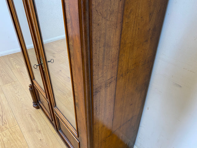 WMK I Charmantes kleines antikes Vertiko aus vollem Holz in Mahagoni mit Spiegeltüren I Schrank Wäscheschrank Highboard Kommode Schuhschrank Louis-Philippe Biedermeier Vintage I Berlin München