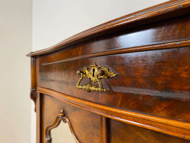 WMK I Charmantes kleines antikes Vertiko aus vollem Holz in Mahagoni mit Spiegeltüren I Schrank Wäscheschrank Highboard Kommode Schuhschrank Louis-Philippe Biedermeier Vintage I Berlin München