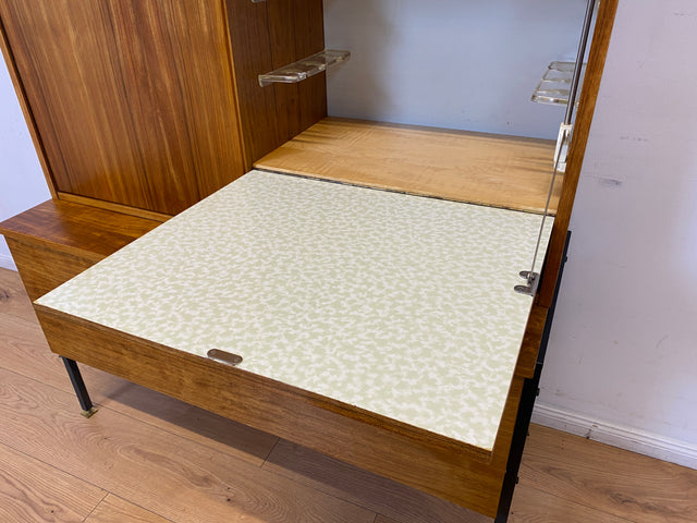 WMK I Kultiges modulares Designer Regalsystem 430 I Joachim Nebelung für VEB Hellerau mit Bar I Highboard Barschrank Bücherschrank Regalwand Stringregal Sideboard Mid-Century Vintage DDR 60er 70er