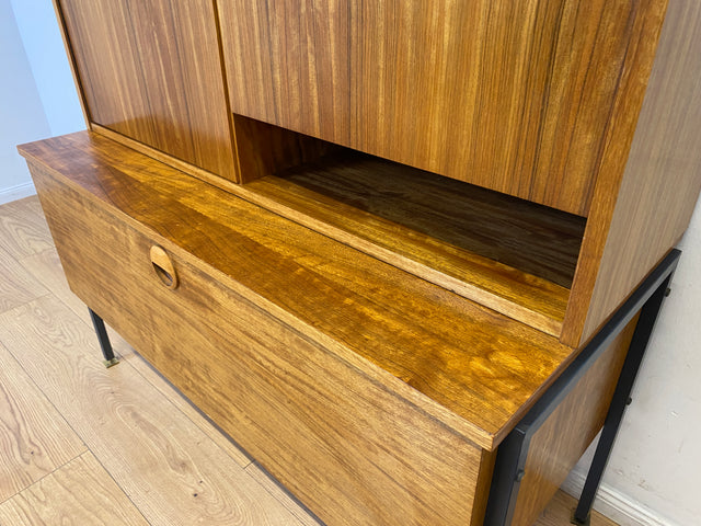 WMK I Kultiges modulares Designer Regalsystem 430 I Joachim Nebelung für VEB Hellerau mit Bar I Highboard Barschrank Bücherschrank Regalwand Stringregal Sideboard Mid-Century Vintage DDR 60er 70er