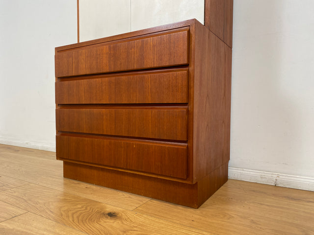 WMK # Stilvolles & gut erhaltenes modulares Mid-Century Highboard, Vollholz in Teak, mit später weißer Lackierung # Schrank Bücherschrank Regalwand Schrankwand Regal Sideboard Kommode Teakholz Vintage