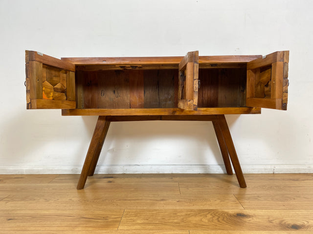 Boatwood by WMK # Detailreiche und nachhaltige Kommode aus altem Bootsholz, ein handgefertigtes Unikat aus massivem Teakholz # Sideboard Flurkommode Schrank Anrichte Konsole TV Bank Bootsmöbel Teak