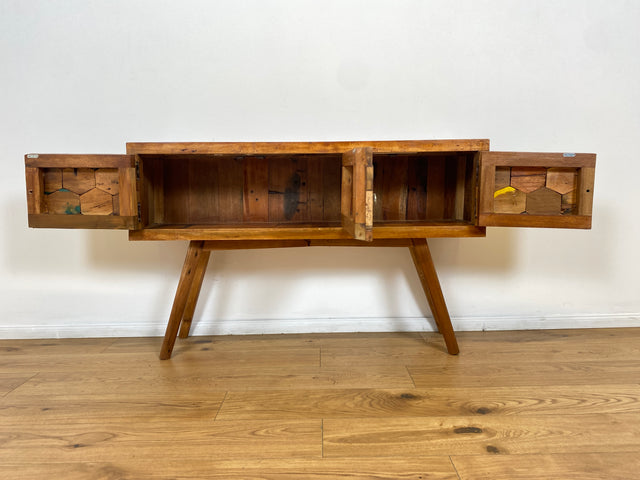 Boatwood by WMK # Detailreiche & nachhaltige Kommode aus altem Bootsholz, ein handgefertigtes Unikat aus massivem Teakholz # Sideboard Anrichte Schrank Flurkommode Konsole TV-Lowboard Bootsmöbel Teak
