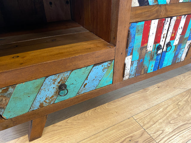 Boatwood by WMK I Formschönes nachhaltiges TV Lowboard mit Schubladen I handgefertigtes Unikat aus altem Bootsholz I Teakholz massiv I Sideboard Kommode Bank Rack Fernsehkommode Berlin Rostock Bayern