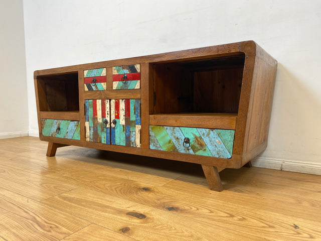 Boatwood by WMK I Formschönes nachhaltiges TV Lowboard mit Schubladen I handgefertigtes Unikat aus altem Bootsholz I Teakholz massiv I Sideboard Kommode Bank Rack Fernsehkommode Berlin Rostock Bayern