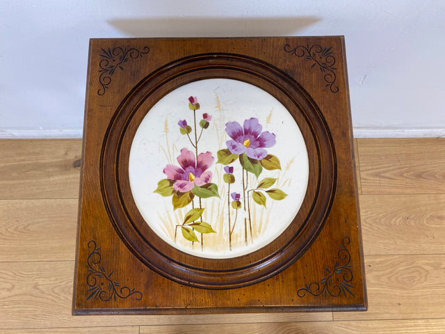 WMK # Wunderschöner und sehr seltener nordischer antiker Beistelltisch mit großer handbemalter Porzellan Platte # Tischchen Ablage Blumentisch Blumensäule Blumen Etagere Gründerzeit Jugendstil Vintage
