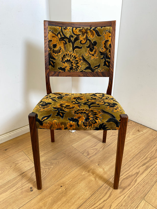 WMK Set aus 4 sehr gut erhaltenen skandinavischen Designerstühlen von Svegards Markaryd aus Palisander + Originalbezug # Stühle Esszimmerstühle Dining Chairs Vintage Mid-Century Rosewood Danish Design